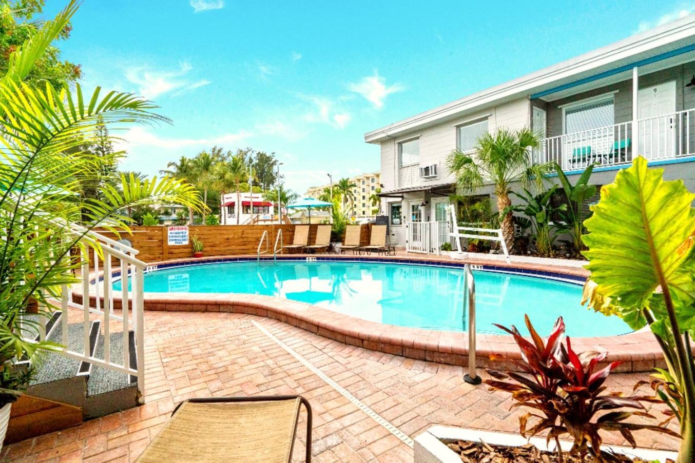 Boutique Beach Retreat セント・ピート・ビーチ エクステリア 写真